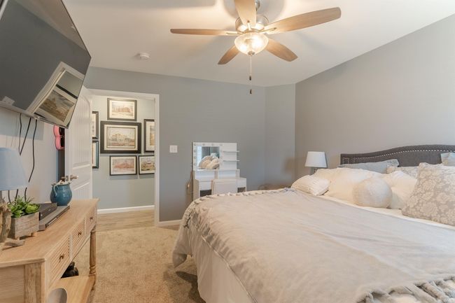 B - 5322 Dauby Dr, Condo with 3 bedrooms, 2 bathrooms and null parking in Evansville IN | Image 21