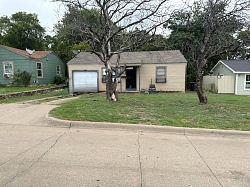 3233 Evans Ave, Fort Worth, TX, 76110-4425 | Card Image