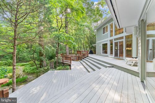 6829 Little River Tpke, ANNANDALE, VA, 22003-3558 | Card Image