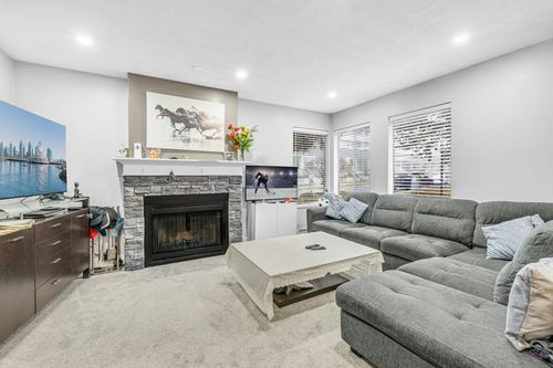11958 90 Ave, Delta, BC, V4C3H6 | Card Image
