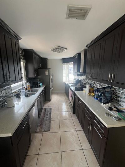 12231 Sw 195th Ter, House other with 3 bedrooms, 2 bathrooms and null parking in Miami FL | Image 2