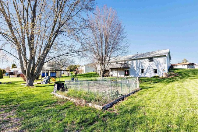 209 Redwood Lane, House other with 4 bedrooms, 3 bathrooms and null parking in FRANCIS CREEK WI | Image 29