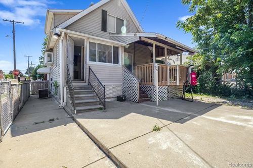 4663 Mead St, Dearborn, MI, 48126-3011 | Card Image