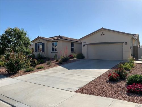34865 Sweet Bells Dr, Winchester, CA, 92596 | Card Image