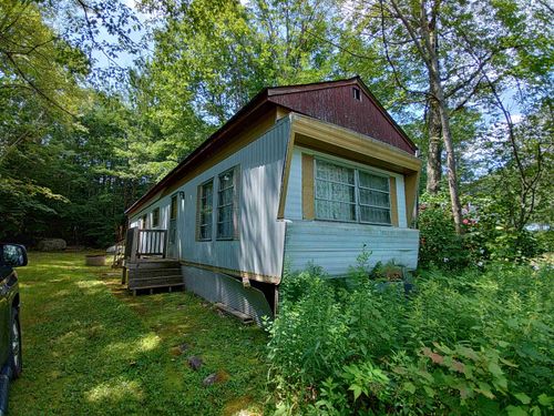 552 Route 103, Sunapee, NH, 03782-3718 | Card Image