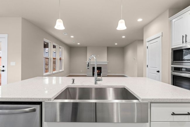 2539 26-web-or-mls-3V2A5356-2 | Image 24