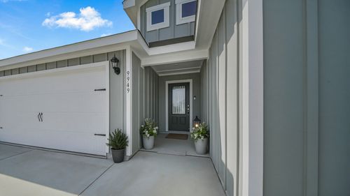 9949 Voyager Ln, Fort Worth, TX, 76131-3073 | Card Image