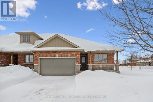 116 Mcgowan St, Elora, ON, N0B1S0 | Card Image