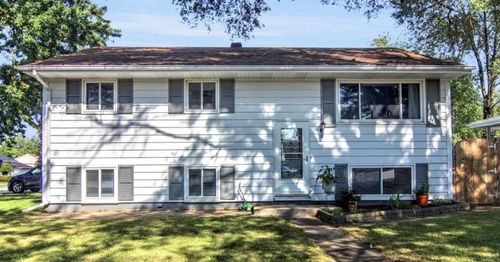 7829 Whitcomb St, Merrillville, IN, 46410-5866 | Card Image