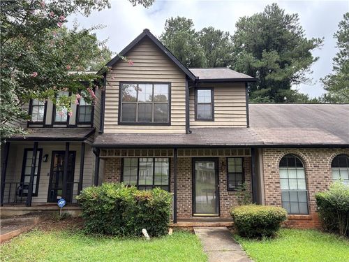 814 Heritage Oaks Dr, Stone Mountain, GA, 30088-2026 | Card Image