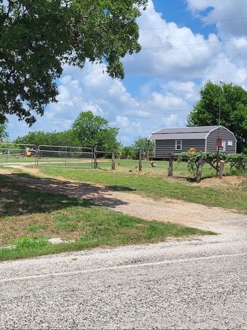 5279 Fm 2762, Flatonia, TX, 78941-5522 | Card Image
