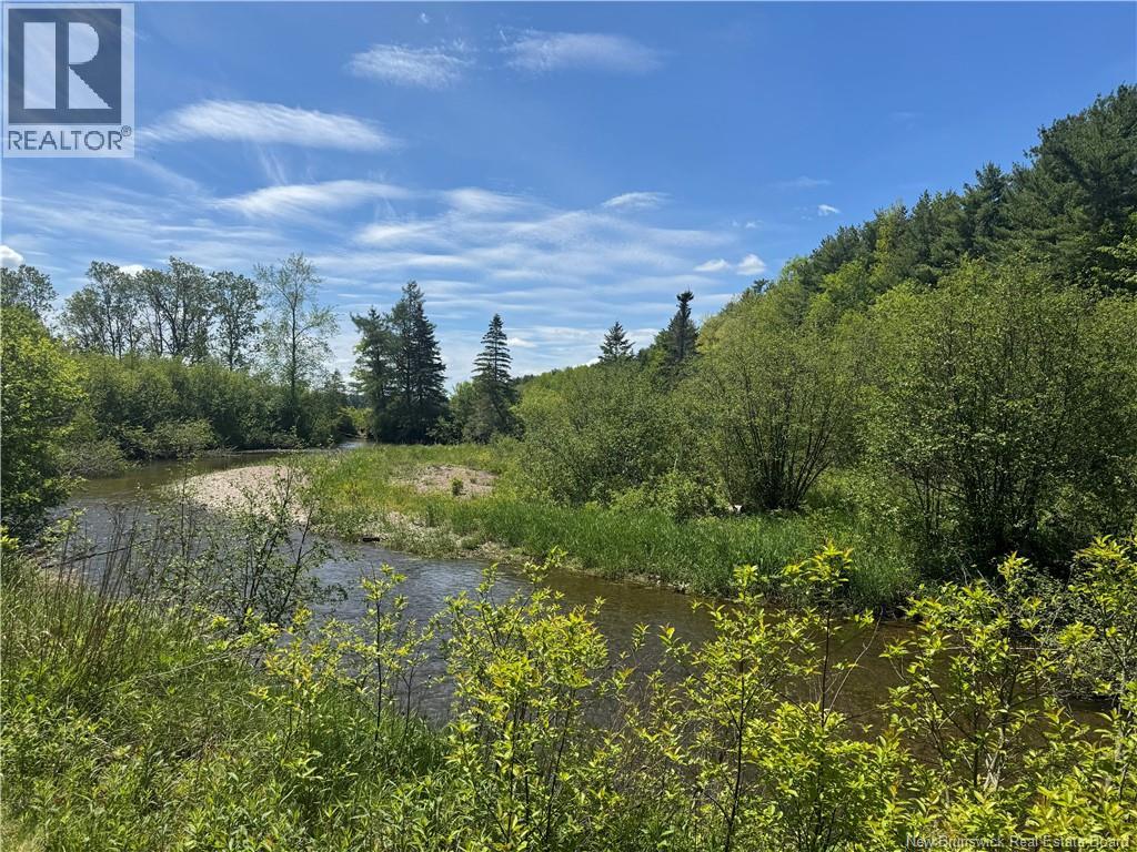 Land in Portage Vale