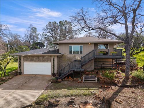 17444 Meadow View Dr, Hidden Valley Lake, CA, 95467 | Card Image