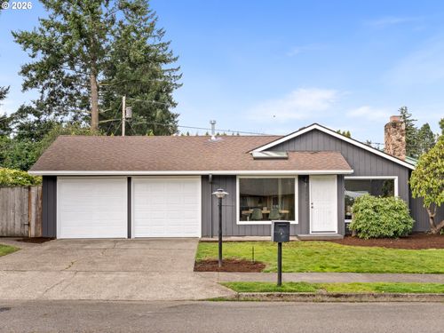 3811 Se 169th Pl, Portland, OR, 97236-1272 | Card Image