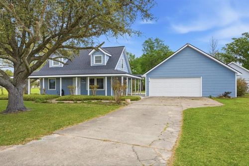 7019 Burgundy Drive, Lake Charles, LA, 70605 | Card Image