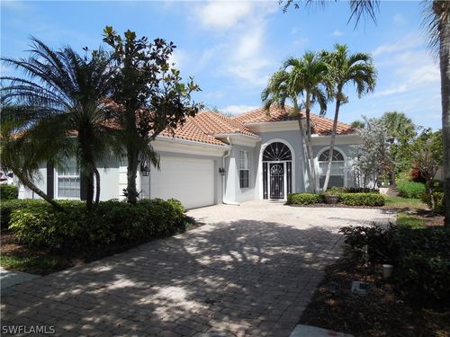 5267 Hawkesbury Way, NAPLES, FL, 34119-9582 | Card Image