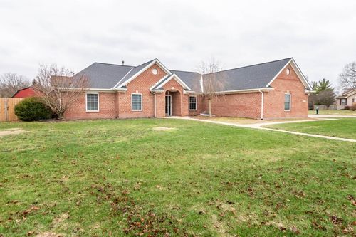7909 Court Ridge Ln, Fairborn, OH, 45324-1891 | Card Image