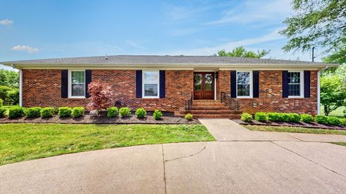 400 Westland Dr, Lebanon, TN, 37087-3128 | Card Image