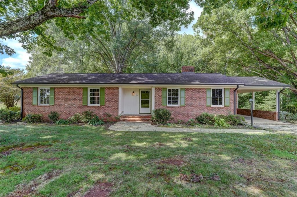 Davis Rd, Ruffin, NC 27326