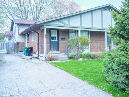33 Manor Dr, Kitchener, ON, N2A2T9 | Card Image