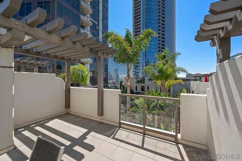 unit-510-700 W E St, San Diego, CA, 92101-5987 | Card Image