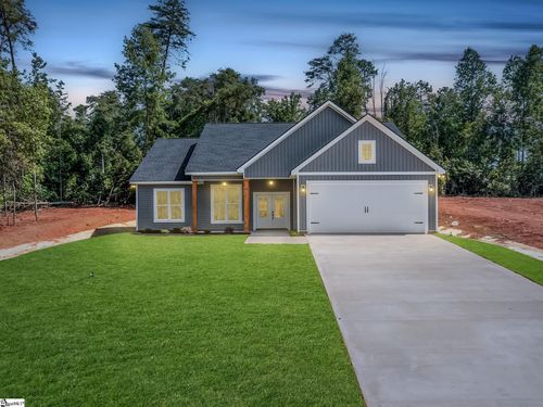 103 Mount Bay Dr, Westminster, SC, 29693-6211 | Card Image