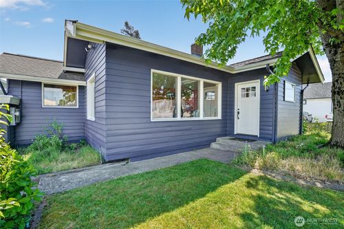 1789 Kok Rd, Lynden, WA, 98264-2056 | Card Image
