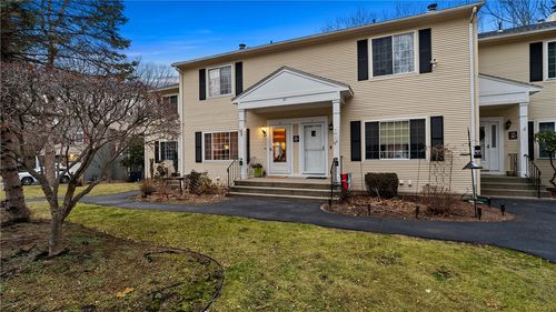 37b-37 Eagle Run, East Greenwich, RI, 02818 | Card Image