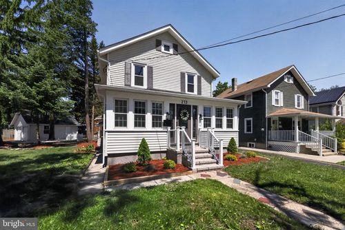 213 Lawnside Ave, Haddon Township, NJ, 08108-1711 | Card Image