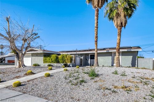 1692 Seneca Ln, Las Vegas, NV, 89169-3175 | Card Image