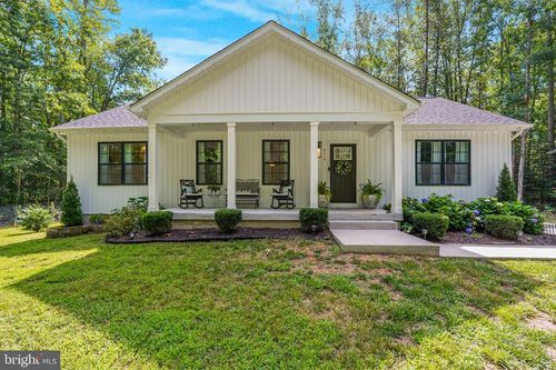 6517 Newell Ln, SPOTSYLVANIA, VA, 22551-4705 | Card Image