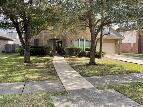 3128 Red Maple Dr, Friendswood, TX, 77546-7912 | Card Image