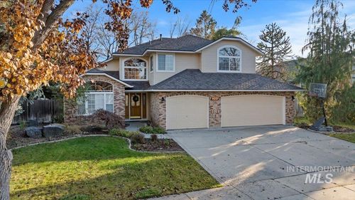 8037 W Innsbrook Ct, Boise, ID, 83704-4490 | Card Image