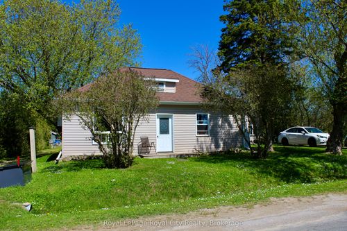 2557 Bruce Road 9, Lion's Head, ON, N0H1W0 | Card Image