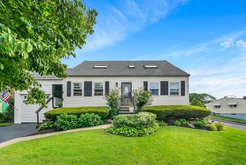 2 Durkin Rd, Salem, MA, 01970-1005 | Card Image