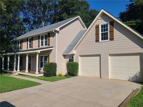 4415 Indian Trace Dr, Alpharetta, GA, 30004-2585 | Card Image