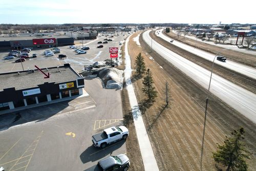 ste-2d-2308 S Broadway St, Alexandria, MN, 56308-1846 | Card Image