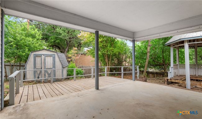 Covered Patio | Image 26