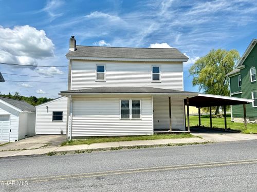 527 Willow St, Lilly, PA, 15938-1035 | Card Image