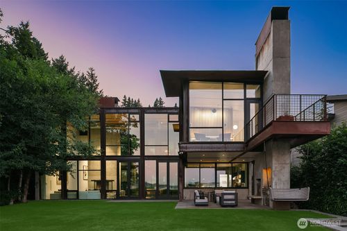 8320 Avalon Drive, Mercer Island, WA, 98040 | Card Image