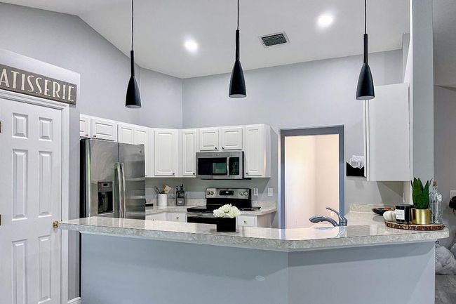 249 Sw Aubudon Ave, House other with 4 bedrooms, 2 bathrooms and null parking in Port St. Lucie FL | Image 13