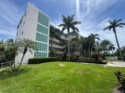 433-180 Isle Of Venice Dr, Fort Lauderdale, FL, 33301-1481 | Card Image