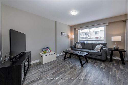 193 Pickett Cres, Barrie, ON, L4N8C2 | Card Image