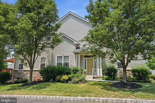 20-301 Eaton Ct, WARRINGTON, PA, 18976-3618 | Card Image