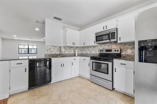 364 Quebec Ct, Royal Palm Beach, FL, 33411-1542 | Card Image