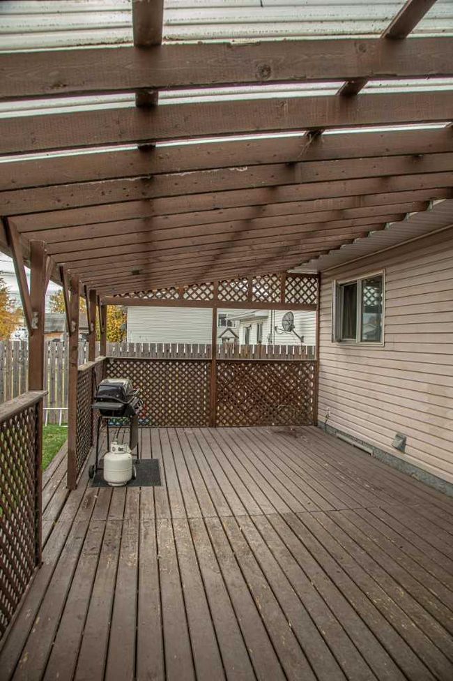 10513 106 Street, House other with 4 bedrooms, 2 bathrooms and 4 parking in High Level AB | Image 23
