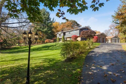 193 Mount Airy Rd W, Croton-On-Hudson, NY, 10520-3306 | Card Image