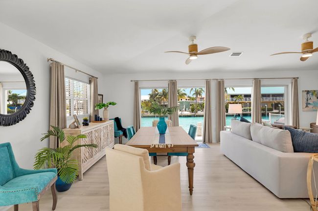 Dining / Living Room | Image 6