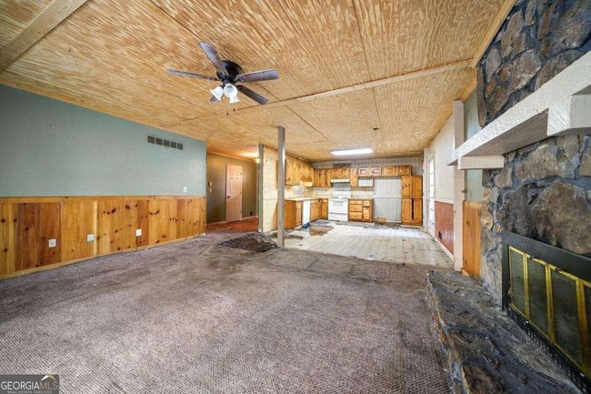 226 Oak Hill Ct, House other with 3 bedrooms, 2 bathrooms and null parking in Lithia Springs GA | Image 8