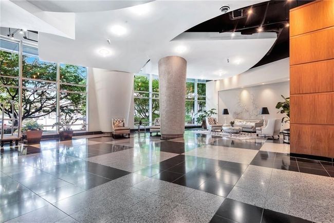 APT-1703 - 3338 Peachtree Rd Ne, Condo with 1 bedrooms, 1 bathrooms and 1 parking in Atlanta GA | Image 33